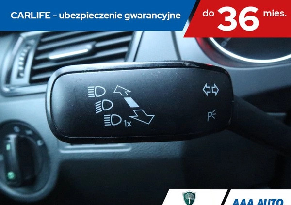 Skoda RAPID cena 30000 przebieg: 153735, rok produkcji 2017 z Lubawa małe 211